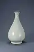 White porcelain bottle, Joseon dynasty (Treasure)