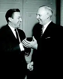 Mike Wallace presented with a Peabody Award for Biography in 1962