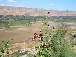 The northwestern edge of Dongxiang Autonomous County (Hetan Township) seen from across the Daxia River from the neighboring Linxia County