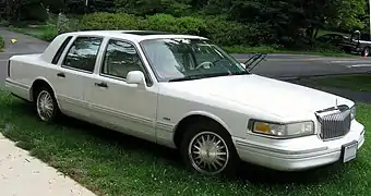 1995–1997 Lincoln Town Car