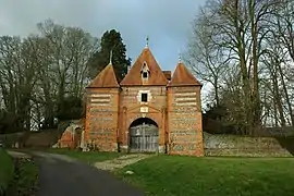 The chateau gates in Auvilliers