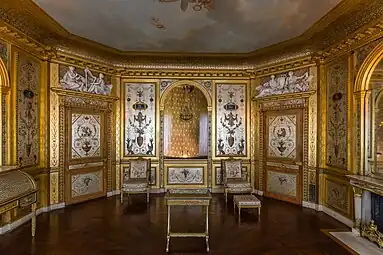 Boudoir de la Reine of the Palace of Fontainebleau (Fontainbleau)