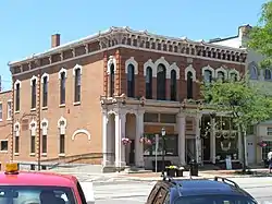 Chardon Courthouse Square District