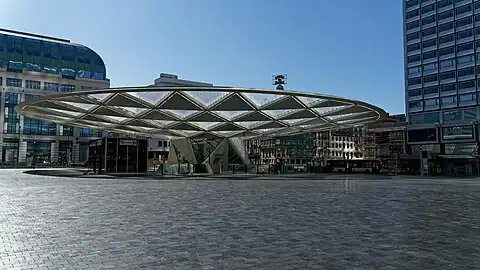 The square as it appears today, with its awning by Xaveer De Geyter