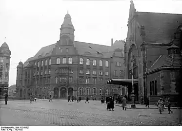 The station and main post office in 1924