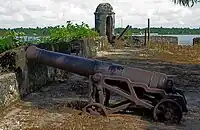 Cannon at the top, looking towards Kallady bridge/Indian Ocean. Watchtower in one of the bastions