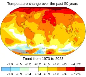 The global map shows sea temperature rises of 0.5 to 1 degree Celsius; land temperature rises of 1 to 2 degree Celsius; and Arctic temperature rises of up to 4 degrees Celsius.