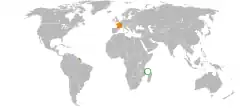 Map indicating locations of Comoros and France