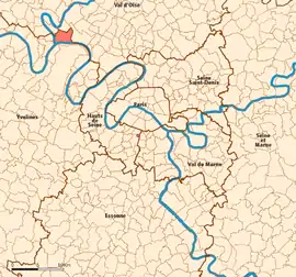 Location (in red) within Paris inner and outer suburbs