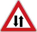 A 9: Two-way traffic