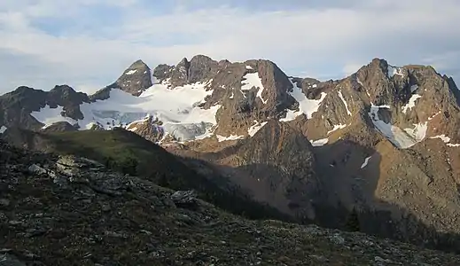 The eastern slope of The Steeples supports a small glacier