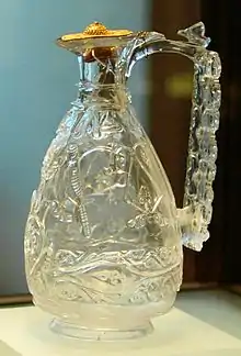 Fatimid ewer in carved rock crystal (clear quartz) with gold lid, c. 1000