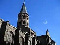 Saint Amable basilica, exterior