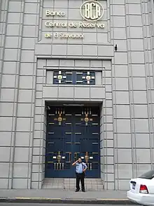 Facade of the bank in San Salvador