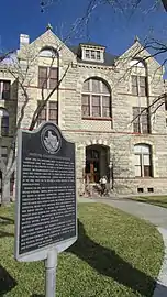 Courthouse rear from northwest (2013)