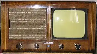 Einheitsempfänger E1 441-line TV set from 1939.