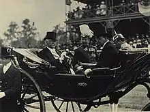 Juan Luis Sanfuentes arriving at the Dia de las Glorias del Ejercito in 1916