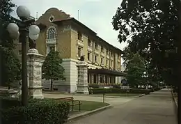 Fordyce Bathhouse, built 1914–15 in Hot Springs, Arkansas