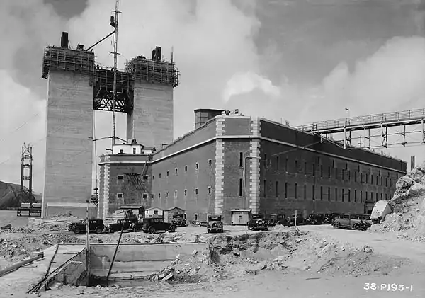 Fort Point in 1934, Golden Gate Bridge under construction