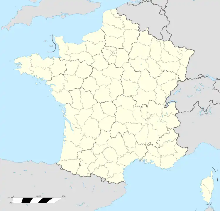 Fontainebleau is located in France