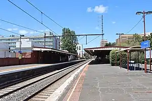 Eastbound view from Glenferrie platforms 1&2 facing towards platform 3