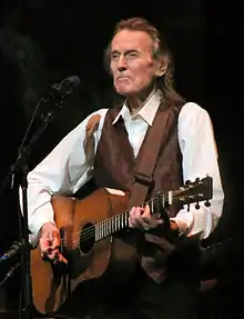 Lightfoot performing at Interlochen, Michigan, in 2009