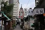 Alley pointing towards, but not connected to Cheondogyo Central Temple