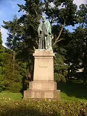 Statue to Belfast-born physicist Lord Kelvin at the entrance to the botanic gardens.