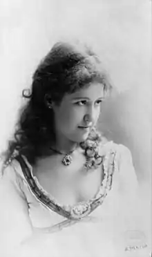 Black and white portrait of a white woman