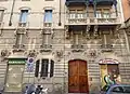 Casa Guazzoni, entrance