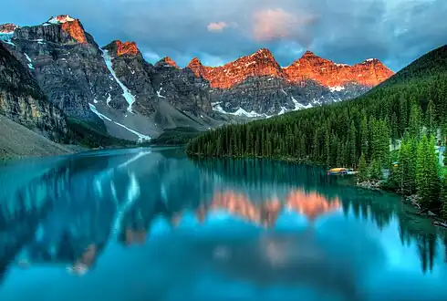 Moraine Lake with Mount Allen centered