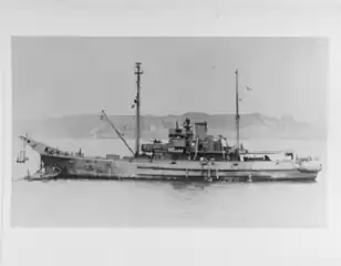 USS Cliffrose net layer in 1945