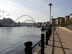 Sage Gateshead under construction and its position on the quayside.