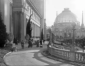 The Court of Palms, with the Palace of Horticulture at background