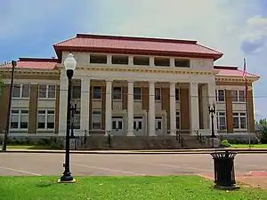 Pontotoc County Courthouse in Pontotoc