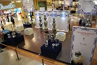 Polanco store exhibiting Uriarte Talavera