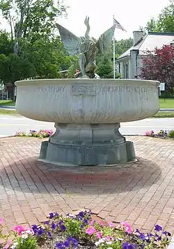 Kona Fountain in the center of town, 2007