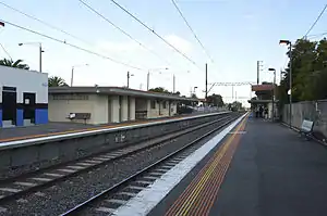 Southbound view from Regent platform 2 facing towards platform 1