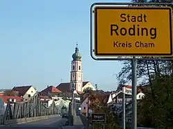 Roding and the bridge over Regen River