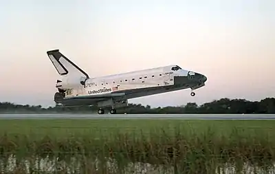 U.S. Shuttle Columbia landing at the end of STS-73, 1995