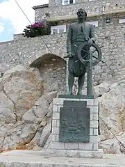 Statue of Andreas Miaoulis in Hydra.