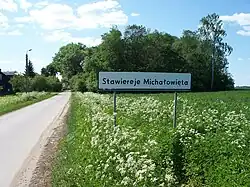 Road sign in Stawiereje Michałowięta