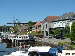 Front view of the inner harbour of Steenbergen