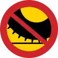 No 2-tracked motor vehicles with studded tires