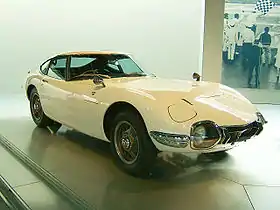 Toyota 2000GT.