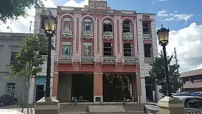 Teatro Victoria (Victoria Theater) on the western edge of the main plaza or square.