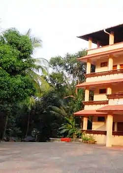 Kadampuzha Guest House