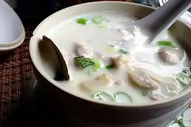 Tom kha kai'