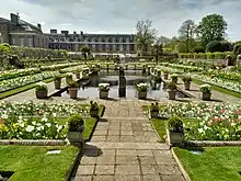 Image 62White Garden at Kensington Palace, a Dutch garden planted as a Color garden (from List of garden types)