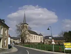 Tuntange church and its remarkable platanus